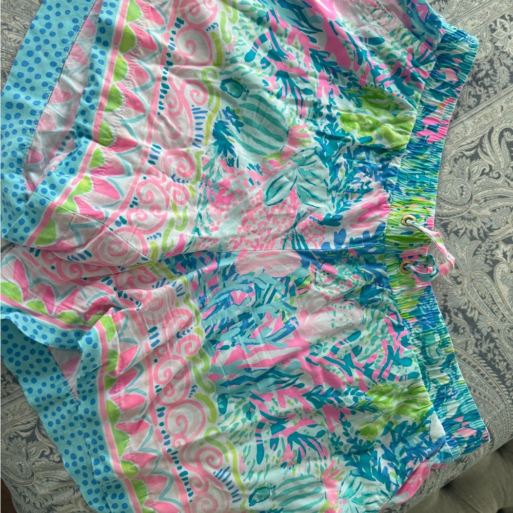 Lilly Pulitzer Pink and Blue Patterned Shorts 5” inseam